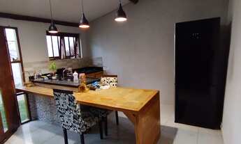 Imagem 5: Casa à Venda em Ibiúna-SP, Bairro Tavares: 5 Quartos, 2 Suítes, 1 Sala, 2 Banheiros, 2 Vag