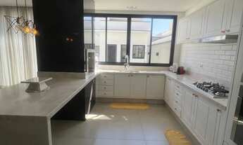 Imagem 6: Casa moderna com piscina privativa no Condomínio Reserva dos Ypês I em Tatuí/SP