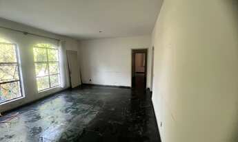 Imagem 2: Excelente Casa Térrea com 03 Dormitórios no Jardim Europa! Ótima localização!