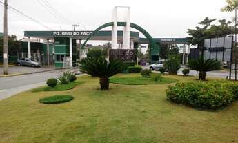 Imagem: Casa com charme e lazer completo no Condomínio