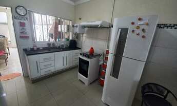 Imagem 7: Casa no Residencial Jardim das Dálias - 75,3m² com Área Gourmet e Garagem para 2 Carros