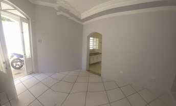 Imagem 2: Linda Casa Térrea no Vanel Ville IV - 3 Dormitórios, Suíte e 2 Vagas