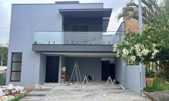 Imagem: Linda Casa no Condomínio Via Reggio - Fino