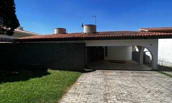 Imagem: Casa Luxuosa no Condomínio Village DAvignon