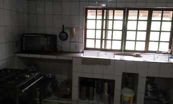 Imagem 6: Fazenda à Venda com Pousada, Lago, Piscina e Áreas Arborizadas em 10.000m²