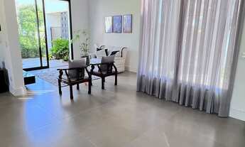 Imagem 6: Imponente Casa Térrea no Condomínio Fazenda Kurumin ? 4 Suítes, Piscina com Hidro e Espaço