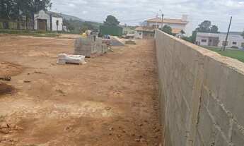 Imagem 3: Terreno com 1.010,02 m² no Condomínio Village Ipanema 2