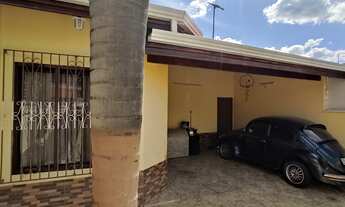 Imagem: Linda Casa no Wanel Ville IV