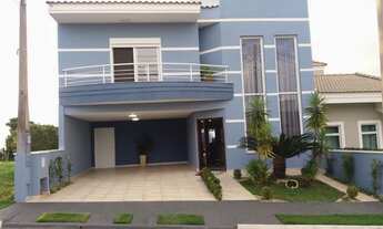 Imagem: Casa de Condomínio com 4 Quartos à venda