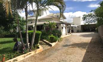 Imagem: Linda Chácara no Bosque dos Eucaliptos