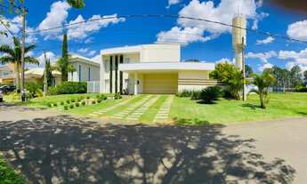 Imagem 5: Lindo Sobrado no Condomínio Vale do Lago Residencial com 460m²