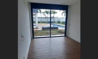 Imagem 6: Imponente Casa no Condomínio Saint Patrick