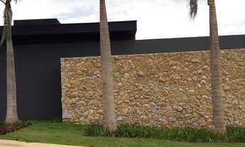 Imagem 7: Imponente Casa no Condomínio Saint Patrick