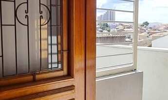 Imagem 7: Casa Sobrado Mobiliada, com Salão Comercial de 70m² com estrutura para Restaurante/Pizzari