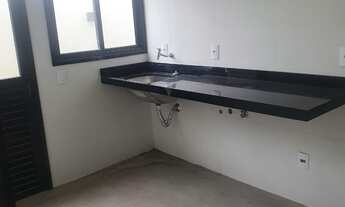 Imagem 4: Casa em Alphaville com 453M² em condomínio fechado