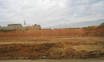 Imagem 2: Ótimo lote comercial à venda, pronto para construir