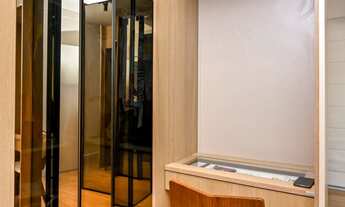 Imagem 2: Sobrado Excepcional em Condomínio da Construtora Planeta: Terreno Amplo, Área Construída