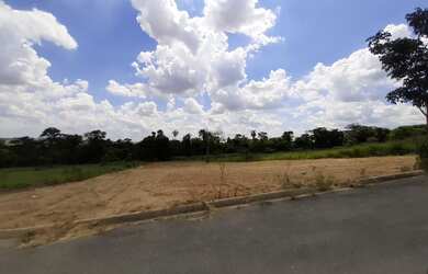 Imagem 3: Terreno localizado no Éden - Comercial/Industrial