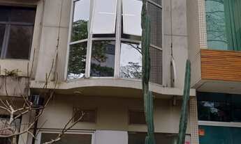 Imagem 1: Aluga-se Prédio Comercial Exclusivo na Calçada das Begônias ? Alphaville Barueri/SP