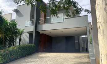 Imagem: Sobrado à venda no condomínio Mont Blanc