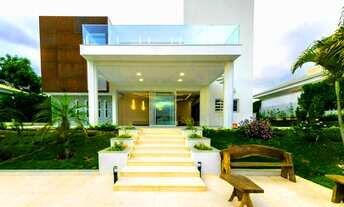 Imagem: Casa de alto padrão no condomínio Village