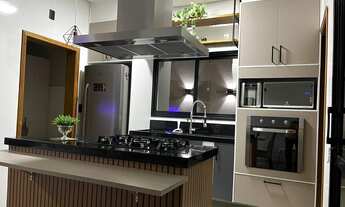 Imagem 7: Sobrado Exclusivo no Horto Florestal Villagio: Luxo, Espaço e Conforto em Um Só Lugar