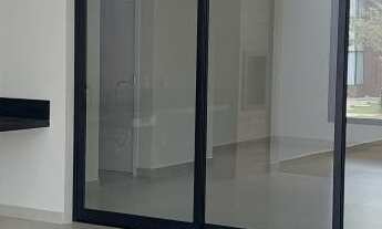 Imagem 7: Casa Encantadora em Alphaville Nova Esplanada 3: 3 Suítes, Pé Direito Duplo. Localização