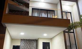 Imagem 3: Sobrado Exclusivo no Horto Florestal Villagio: Luxo, Espaço e Conforto em Um Só Lugar