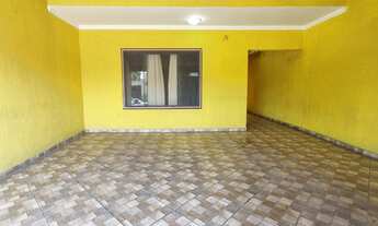 Imagem 2: Residência Excepcional no Parque Jataí: 3 Quartos, Suíte, e Amplo Espaço Gourmet a 5 Minut