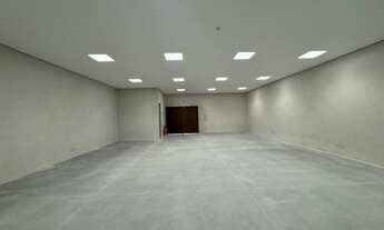 Imagem 2: SALAO COMERCIAL em VOTORANTIM - SP, PROTESTANTES