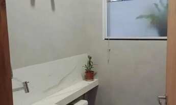Imagem 3: Casa em Condomínio à Venda em Sorocaba-SP: 3 Quartos, 1 Suíte, 2 Banheiros, 2 Vagas de Gar