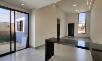 Imagem 3: Casa em Condomínio à Venda em Sorocaba-SP, Horto Florestal: 3 Quartos, 1 Suíte, 1 Banheiro