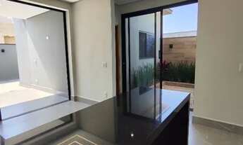 Imagem 5: Casa em Condomínio à Venda em Sorocaba-SP, Horto Florestal: 3 Quartos, 1 Suíte, 1 Banheiro