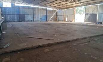 Imagem 2: Galpão Comercial para Locação em Sorocaba-SP, Bairro Iporanga: 2 Salas, 4 Banheiros, 800m²