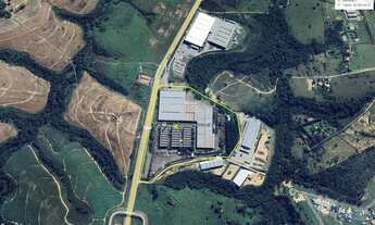 Imagem: Galpão Industrial de 70.000m² para Venda