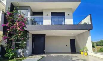 Imagem: Espetacular Casa em Condomínio à Venda