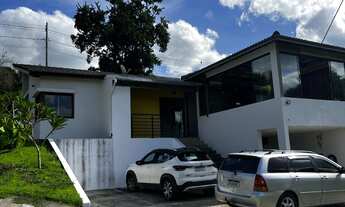 Imagem: Impecável Casa de 3 Quartos em Condomínio