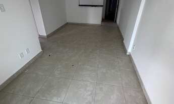 Imagem 3: Apartamento à venda na Aviação em Praia Grande-SP: 2 quartos, 1 suíte, 2 banheiros, 77,00