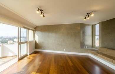 Imagem 2: 4 dormitórios na Rua Major José Marioto Ferreira