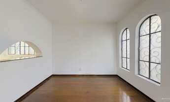 Imagem 6: 5 dormitórios na Rua Professor Astolfo Tavares Pais