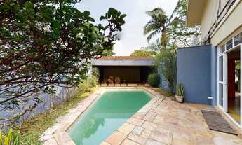 Imagem 2: 7 dormitórios, 2 suíte, 5 banheiro, 2 vagas na garagem, 380M² de Área Construída