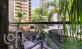 Imagem 2: 3 dormitórios na Rua José Ramon Urtiza