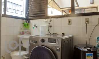 Imagem 7: 4 dormitórios na Rua Ossian Terceiro Teles