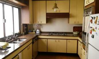 Imagem 7: 4 dormitórios na Rua Crítios