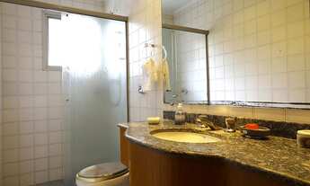 Imagem 5: 4 dormitórios na Rua Dos Democratas