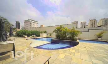 Imagem: 3 dormitórios na Rua Teodureto Souto