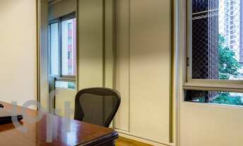 Imagem 2: 3 dormitórios na Rua Doutor Tomás Carvalhal