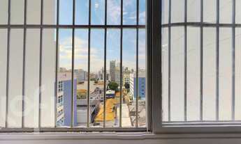 Imagem 5: 3 dormitórios na Rua Vitorino Carmilo