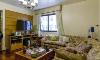 Imagem 6: 4 dormitórios na Rua Doutor Albuquerque Lins