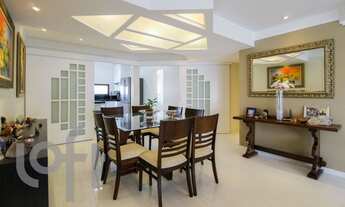 Imagem 5: 4 dormitórios na Rua Otávio Nébias